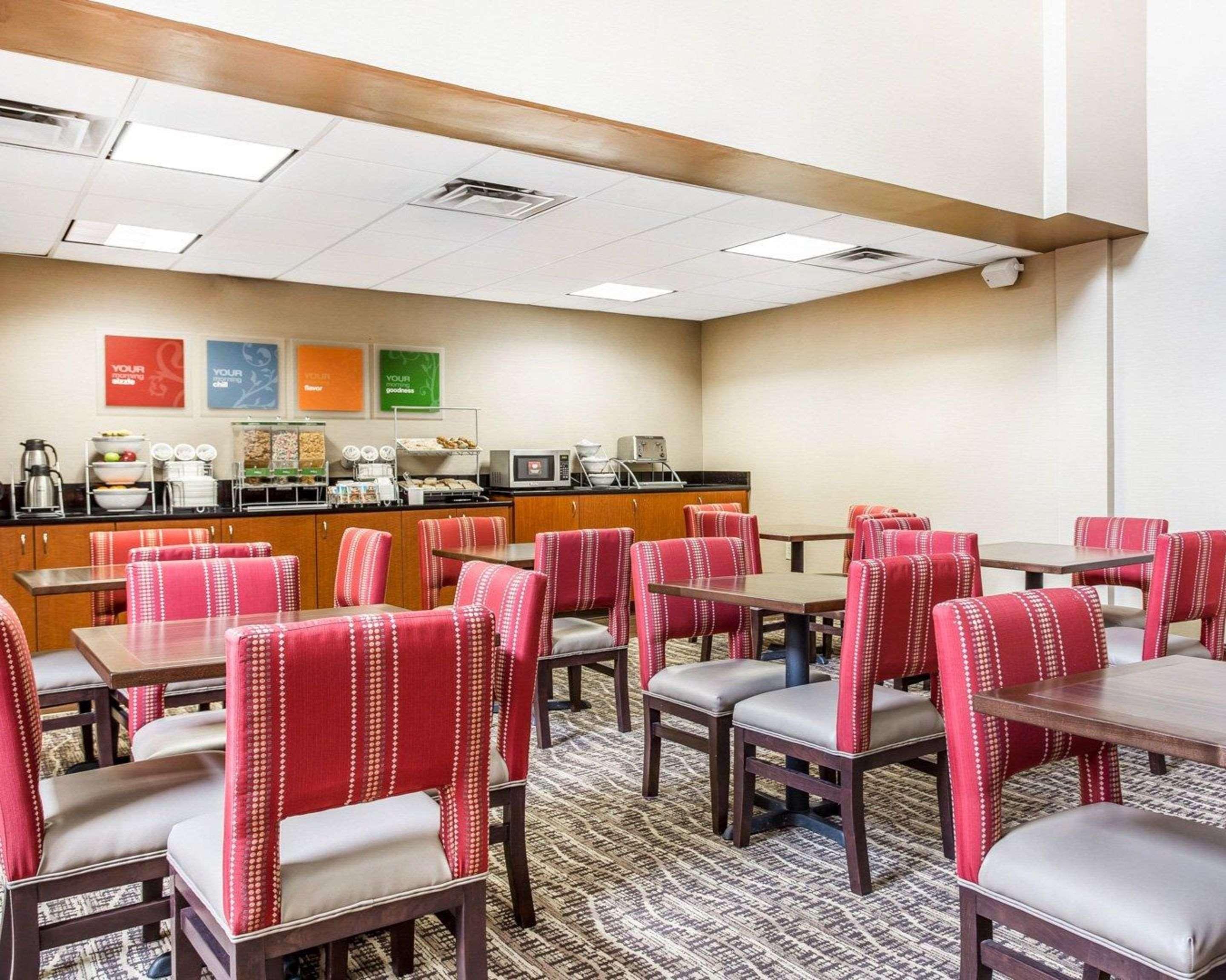 Comfort Suites Morrow- Atlanta South Екстериор снимка