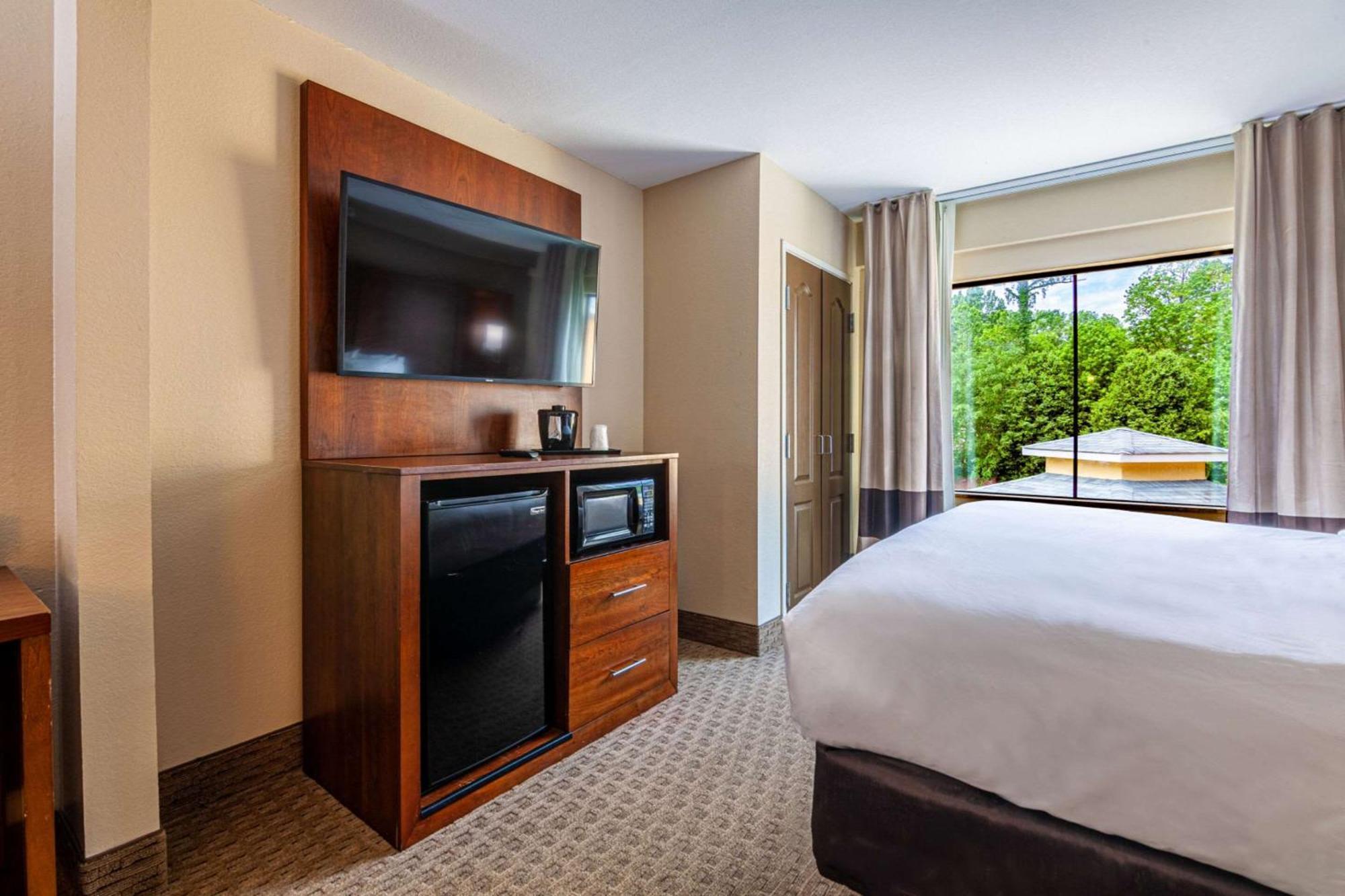 Comfort Suites Morrow- Atlanta South Екстериор снимка