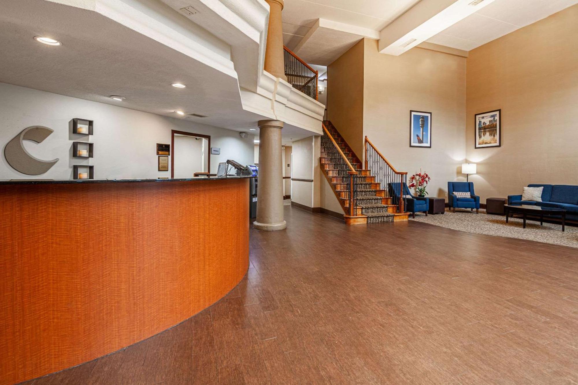 Comfort Suites Morrow- Atlanta South Екстериор снимка