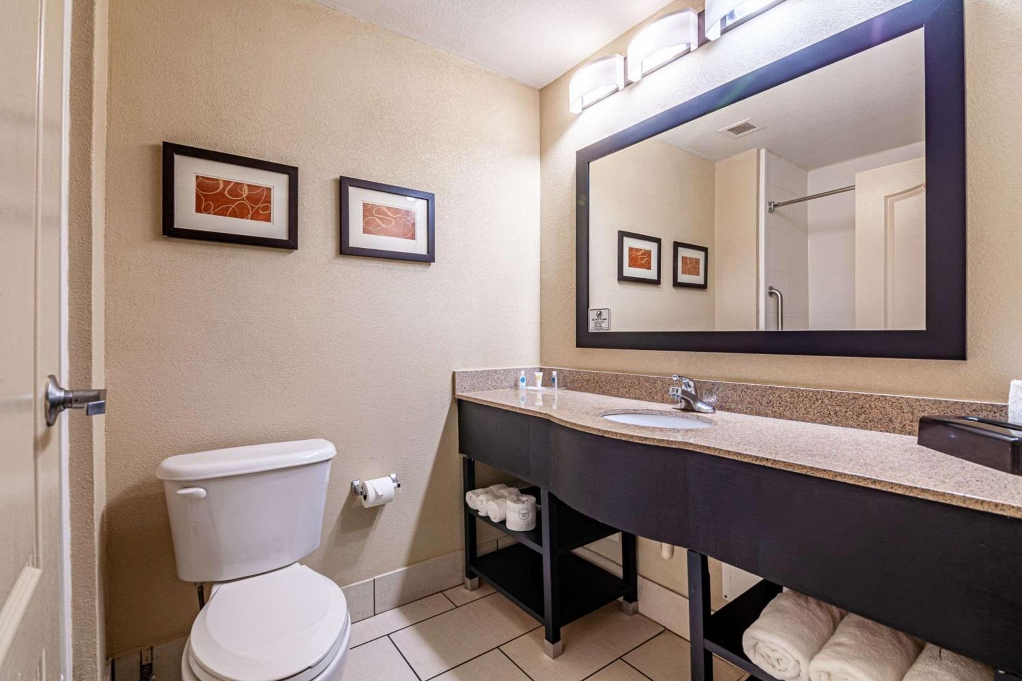 Comfort Suites Morrow- Atlanta South Екстериор снимка