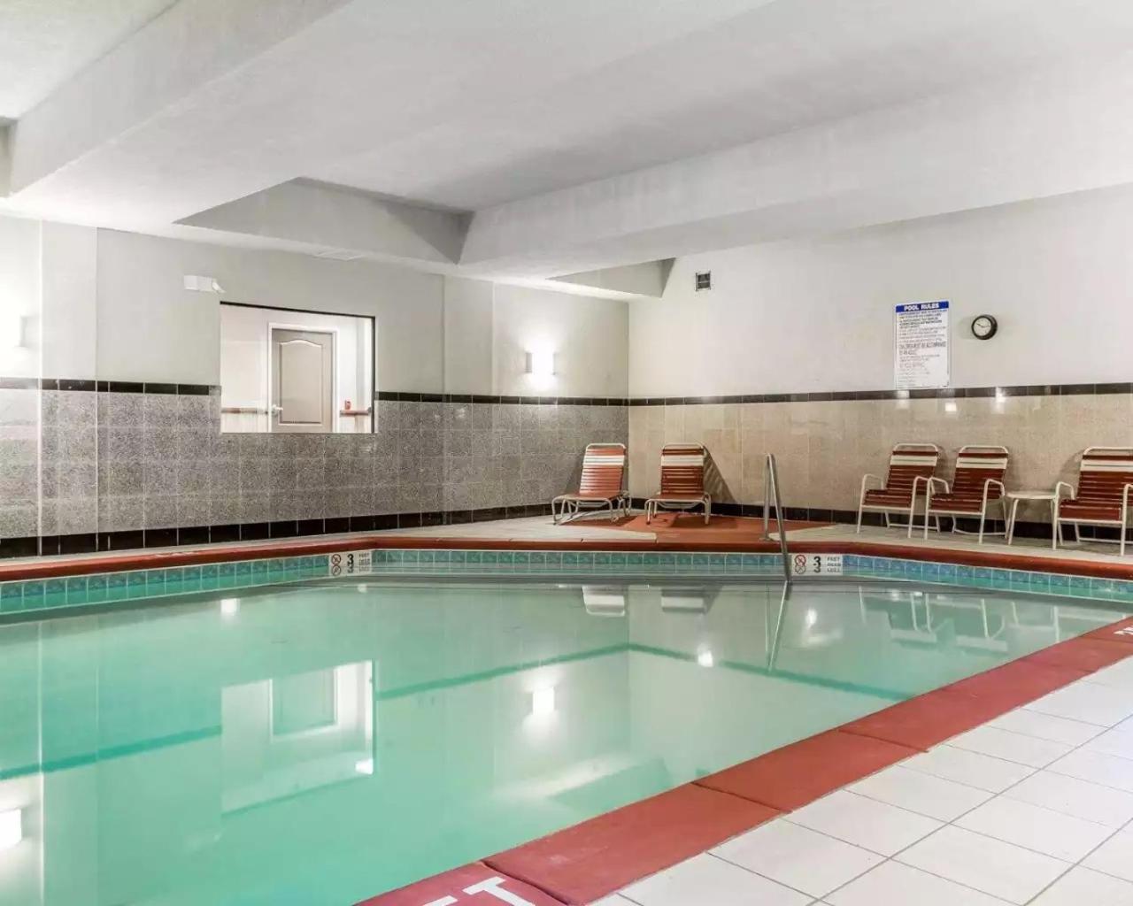 Comfort Suites Morrow- Atlanta South Екстериор снимка